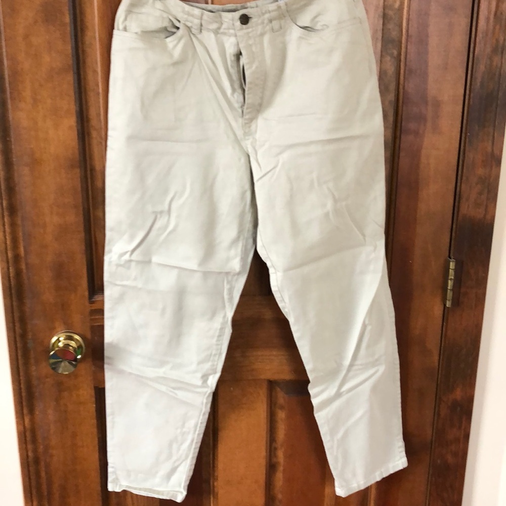 Light weight khakis
